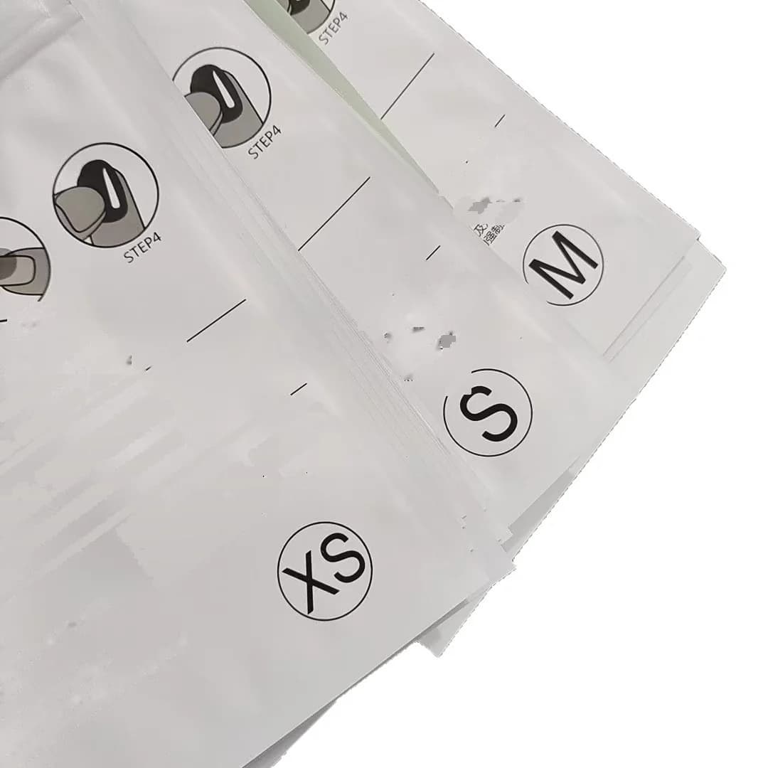 Žalios spalvos plastikiniai užtraukiami maišeliai nagų įrankiams